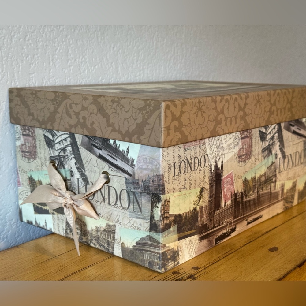 London Storage Box - Picture 9 of 15